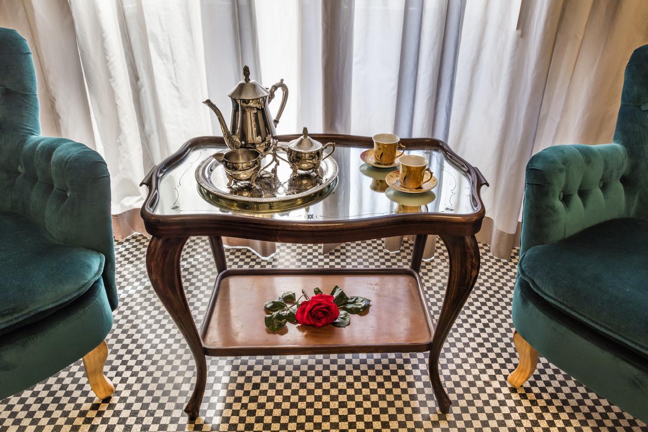มันโซนี46- ออสปิตาลิต ซิชิเลียนา Bed & Breakfast มิลาซโซ ภายนอก รูปภาพ